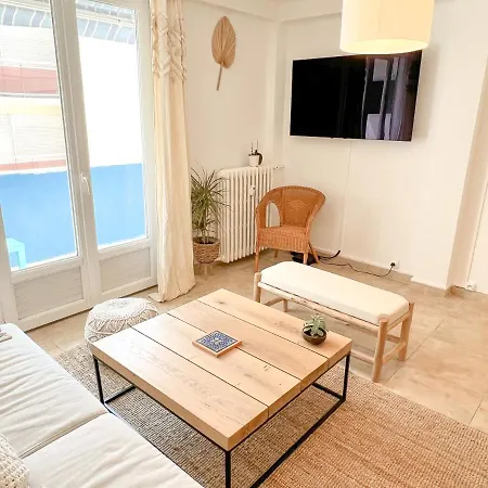 Appartement En Bord De Toulon